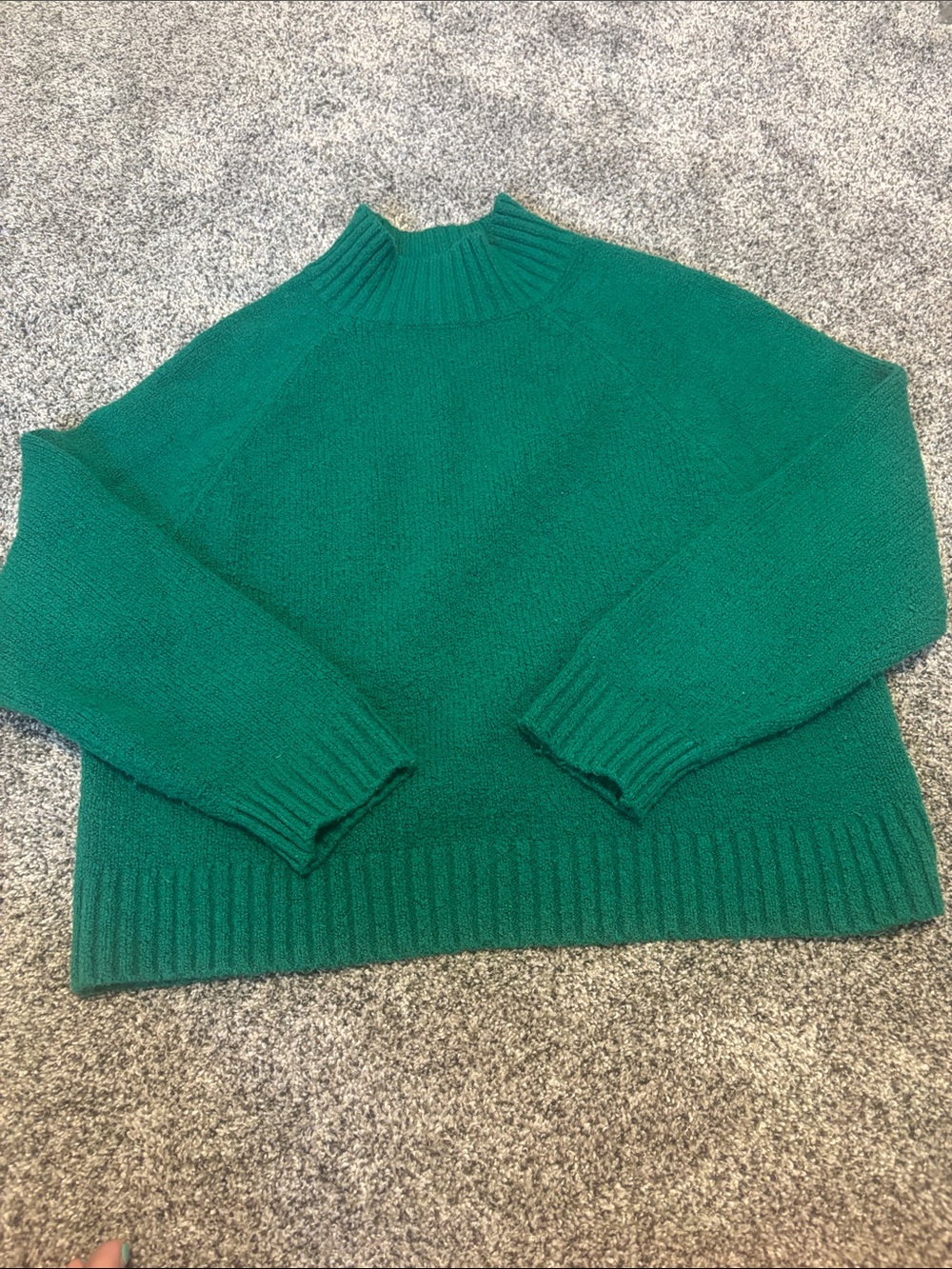 Old Navy Emerald Green Mock Neck Sweater